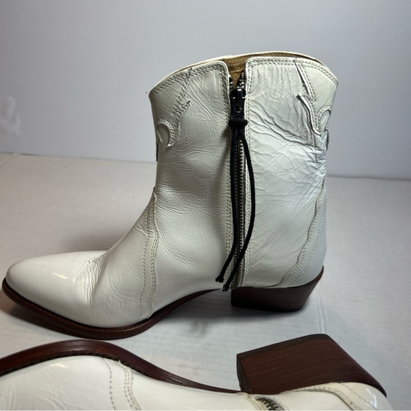 Free People New Frontier White Patent Leather Cowboy Boots W/Zip Sz 10/41- EUC - Picture 7 of 13